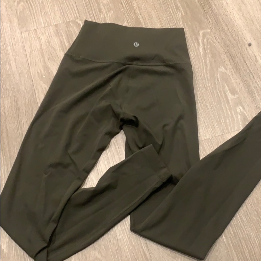 Lulu Lemon leggings
